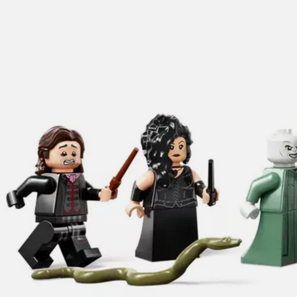 New Lego Harry Potter The Battle of Hogwarts 76415 Retiring & Collectible Set - Picture 6 of 7